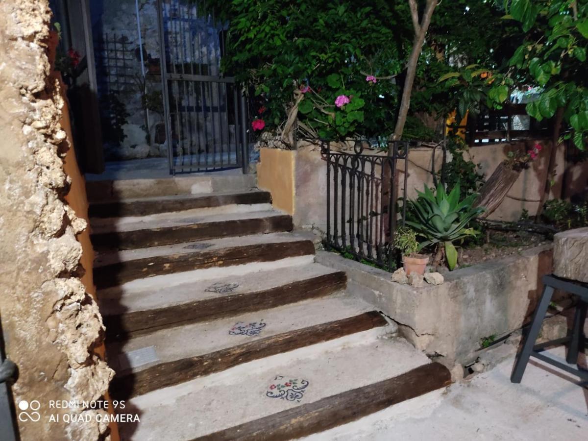 Casa Vacanze Fondaco Di Scillato Scillato  Exterior foto